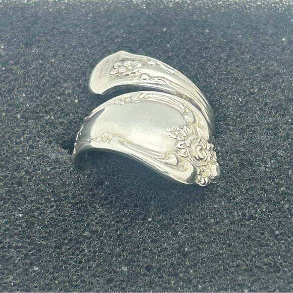 Spoon Ring - Picture 3 of 7